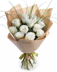 12-White-Roses-Bouquet